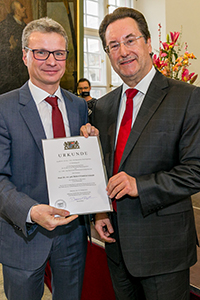 Wissenschaftsminister Sibler mit Präsident a.D. Schmidt
